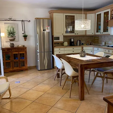 Randa, Llucmayor, Bis 3 Sz, Pool, Garten Holiday home *